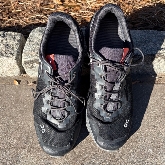 On Running Cloudventure Waterproof Trail shoe black 11.5 main image 4